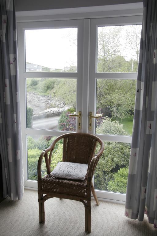 Seapoint House 4*